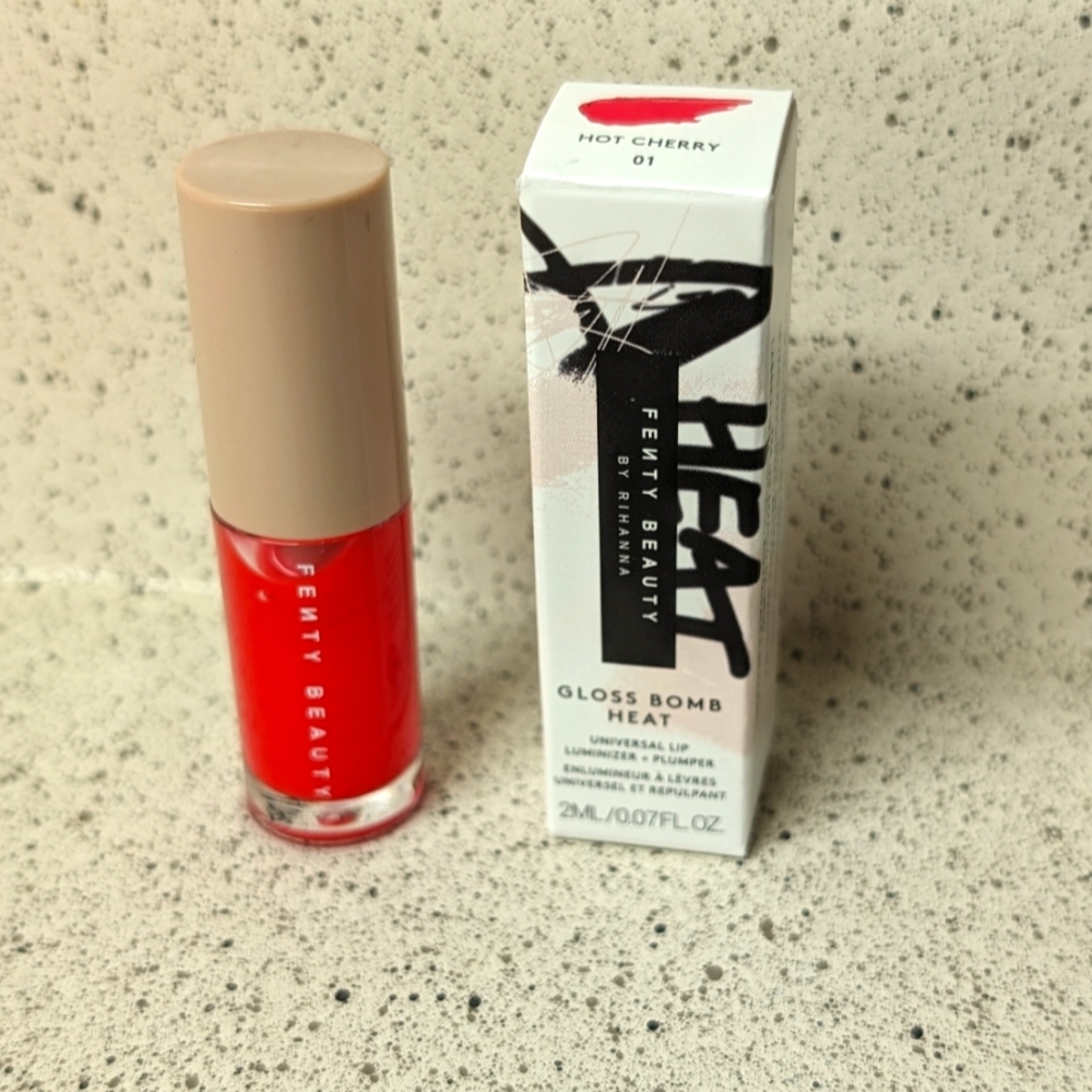 Fenty Beauty Universal Lip Luminizer Plumper mini